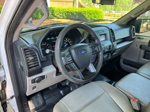 Used 2019 Ford F150 XL w/ Equipment Group 101A Mid RWD image 23