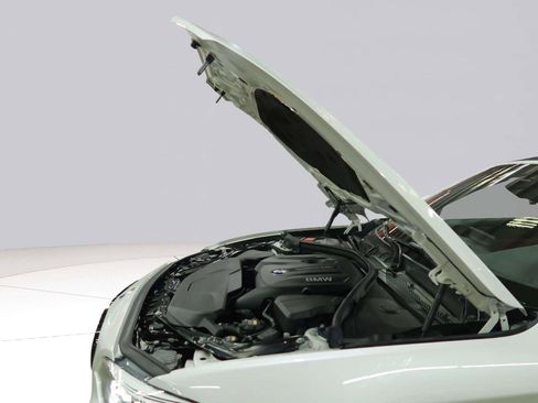 Used 2020 BMW 230i Convertible w/ Premium Package RWD image 43