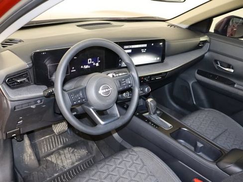 Used 2025 Nissan Kicks SV FWD image 23