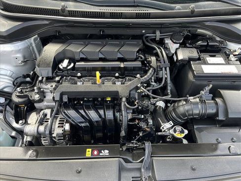 Used 2022 Hyundai Accent SE image 23