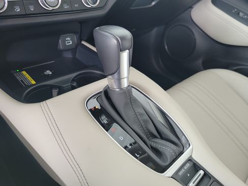 Used 2025 Honda HR-V EX-L image 27