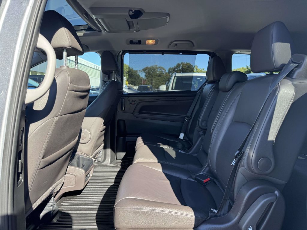 Used 2018 Honda Odyssey EX-L image 9