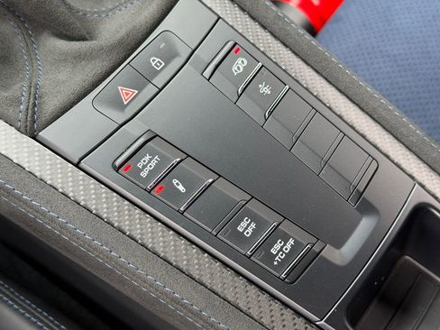 Used 2023 Porsche 718 Cayman GT4 RS image 29