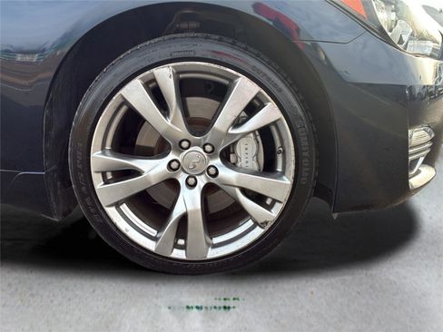 Used 2017 INFINITI Q70 L 3.7 image 29