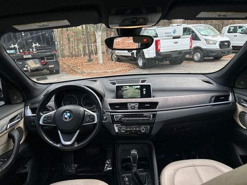 Used 2017 BMW X1 xDrive28i image 25