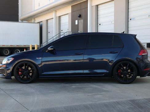 Used 2018 Volkswagen GTI Autobahn FWD image 4