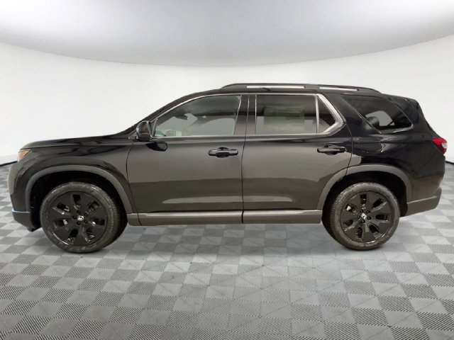 New 2026 Honda Pilot Black Edition image 3