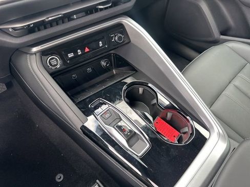 New 2025 Audi Q5 Premium image 25