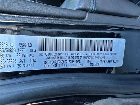 Used 2019 Jeep Grand Cherokee Laredo image 37