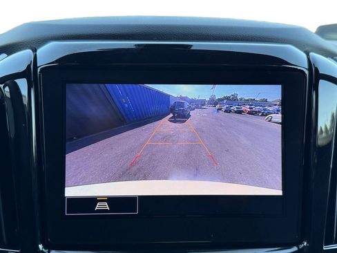 Used 2023 Chevrolet Traverse LT AWD/4WD image 15