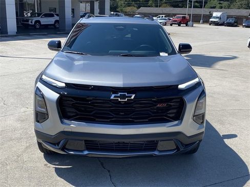 New 2026 Chevrolet Equinox RS w/ Convenience Package III image 9