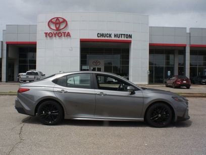 Used 2025 Toyota Camry SE