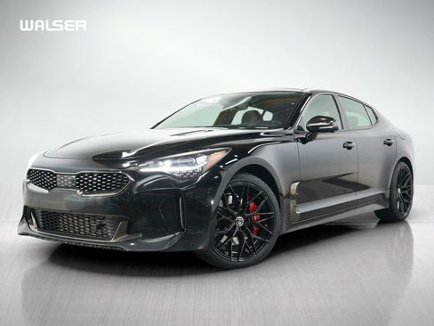 Used 2022 Kia Stinger GT2 AWD/4WD image 1
