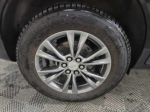 Used 2021 Cadillac XT5 Premium Luxury image 13