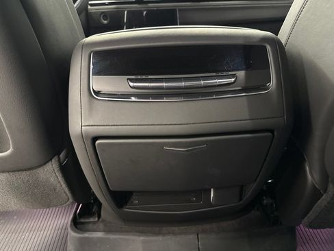 Used 2025 Cadillac Escalade Sport w/ Touring Package AWD/4WD image 15