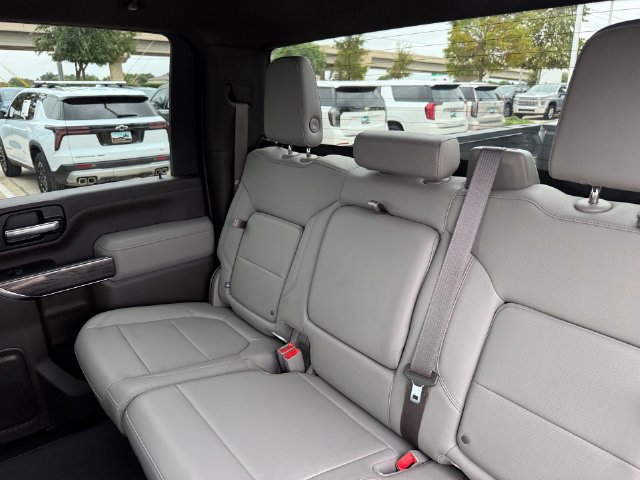 Used 2022 Chevrolet Silverado 2500 LTZ w/ Z71 Off-Road Package AWD/4WD image 28