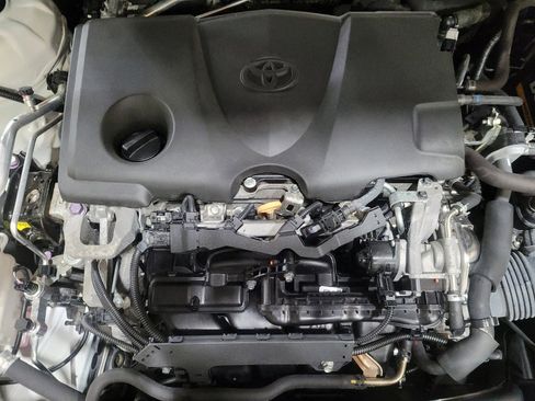 Used 2020 Toyota Camry SE FWD image 30