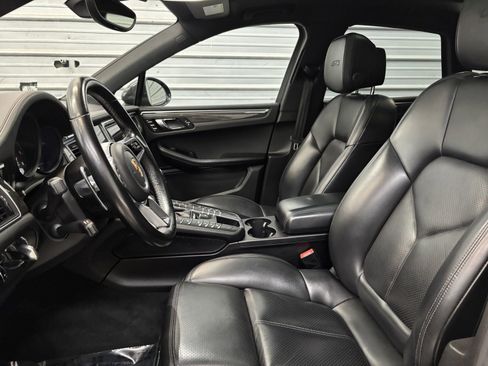 Used 2018 Porsche Macan GTS image 10