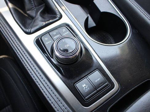 Used 2019 Nissan Maxima 3.5 S w/ Floor Mat Group FWD image 26
