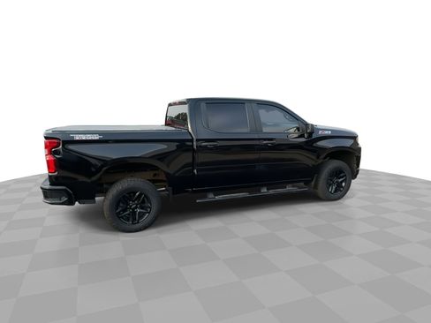 Used 2021 Chevrolet Silverado 1500 Custom Trail Boss w/ Midnight Edition image 2