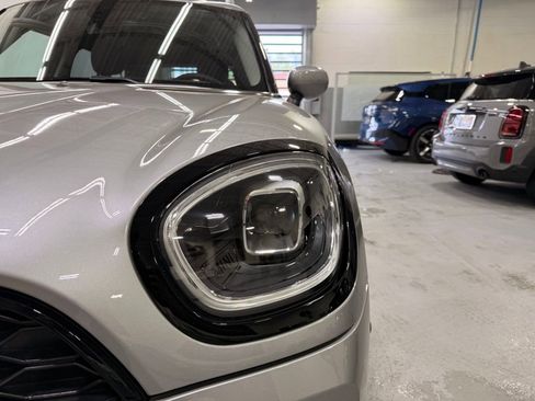 Certified 2023 MINI Cooper Countryman SE w/ Storage Package AWD/4WD image 9