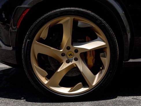 Used 2024 Ferrari Purosangue AWD/4WD image 41