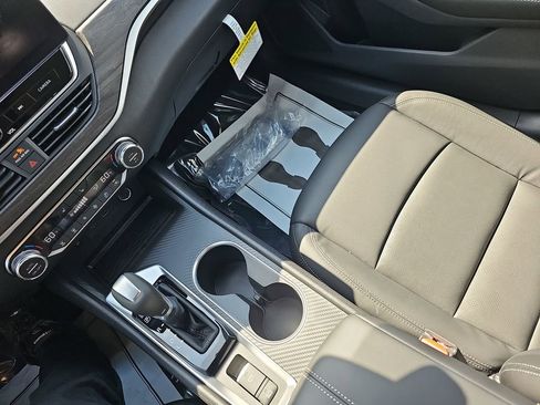 New 2026 Nissan Altima 2.5 SV w/ SV Premium Package FWD image 28