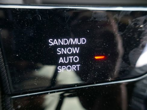 New 2026 Jeep Grand Cherokee Limited w/ Limited Altitude Package AWD/4WD image 27