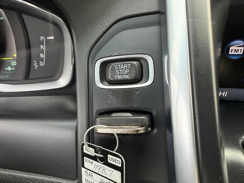 Used 2015 Volvo XC60 T5 Premier image 25