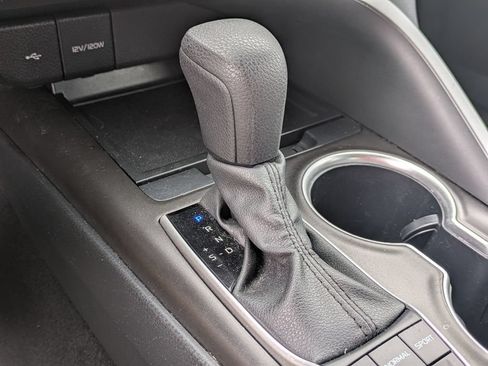 Used 2024 Toyota Camry LE FWD image 25