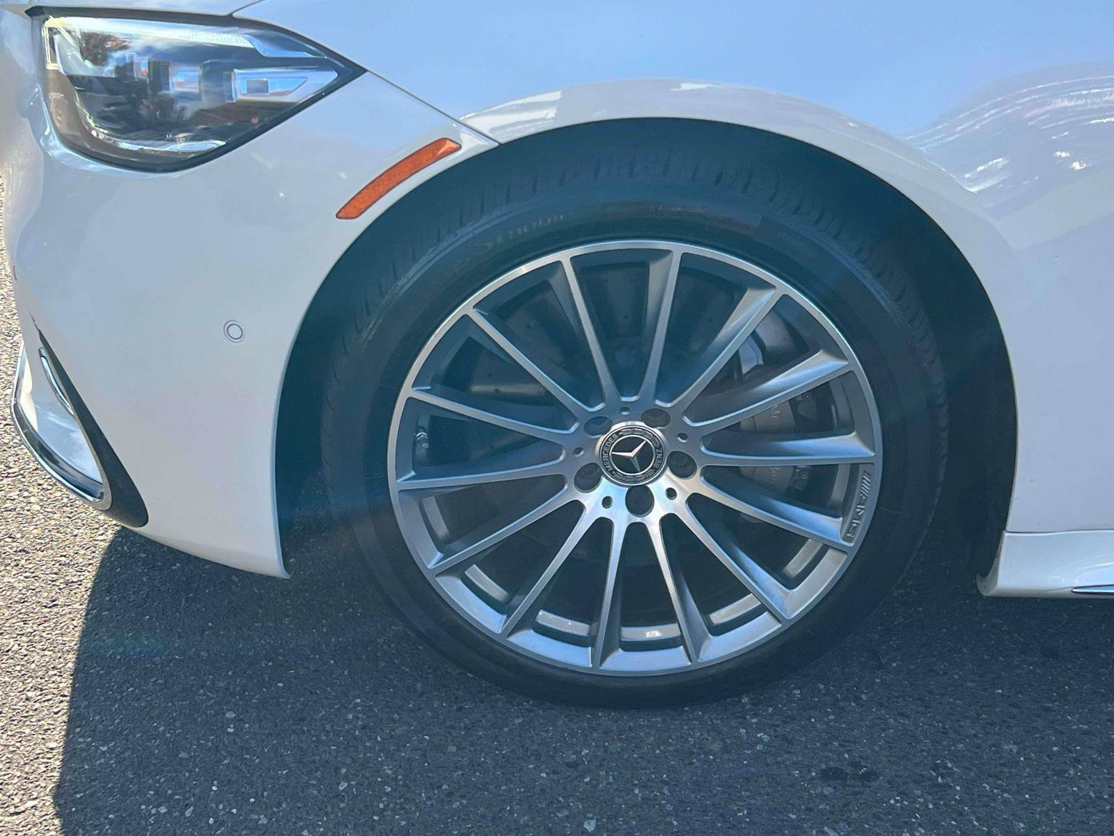 Used 2022 Mercedes-Benz S 580 4MATIC Sedan image 6
