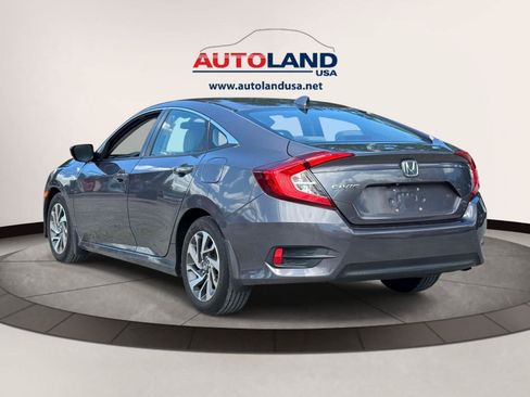 Used 2018 Honda Civic EX image 5