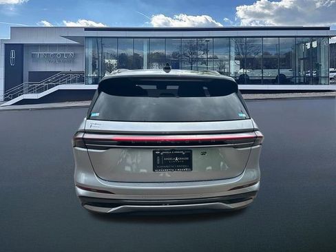 New 2026 Lincoln Nautilus Reserve AWD/4WD image 7