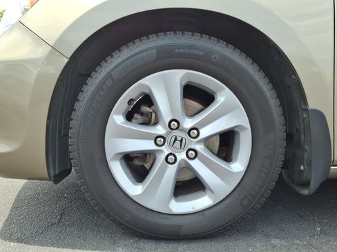 Used 2010 Honda Odyssey Touring image 23