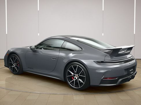Certified 2026 Porsche 911 Carrera GTS RWD image 3