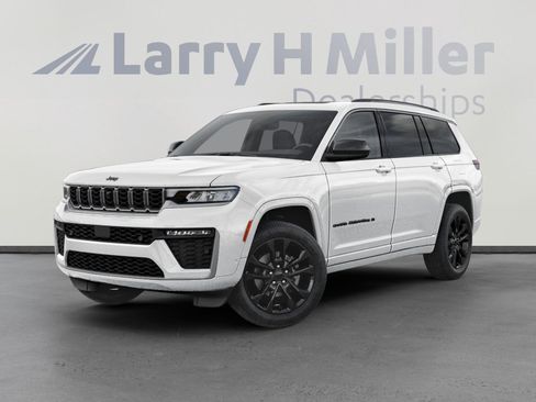 New 2026 Jeep Grand Cherokee L Laredo AWD/4WD image 1
