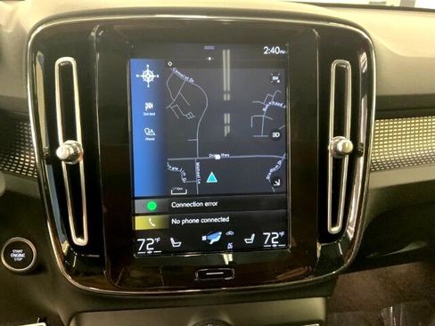 Used 2020 Volvo XC40 T5 R-Design image 17