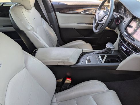 Used 2018 Cadillac CT6 Luxury w/ Active Chassis Package AWD/4WD image 11