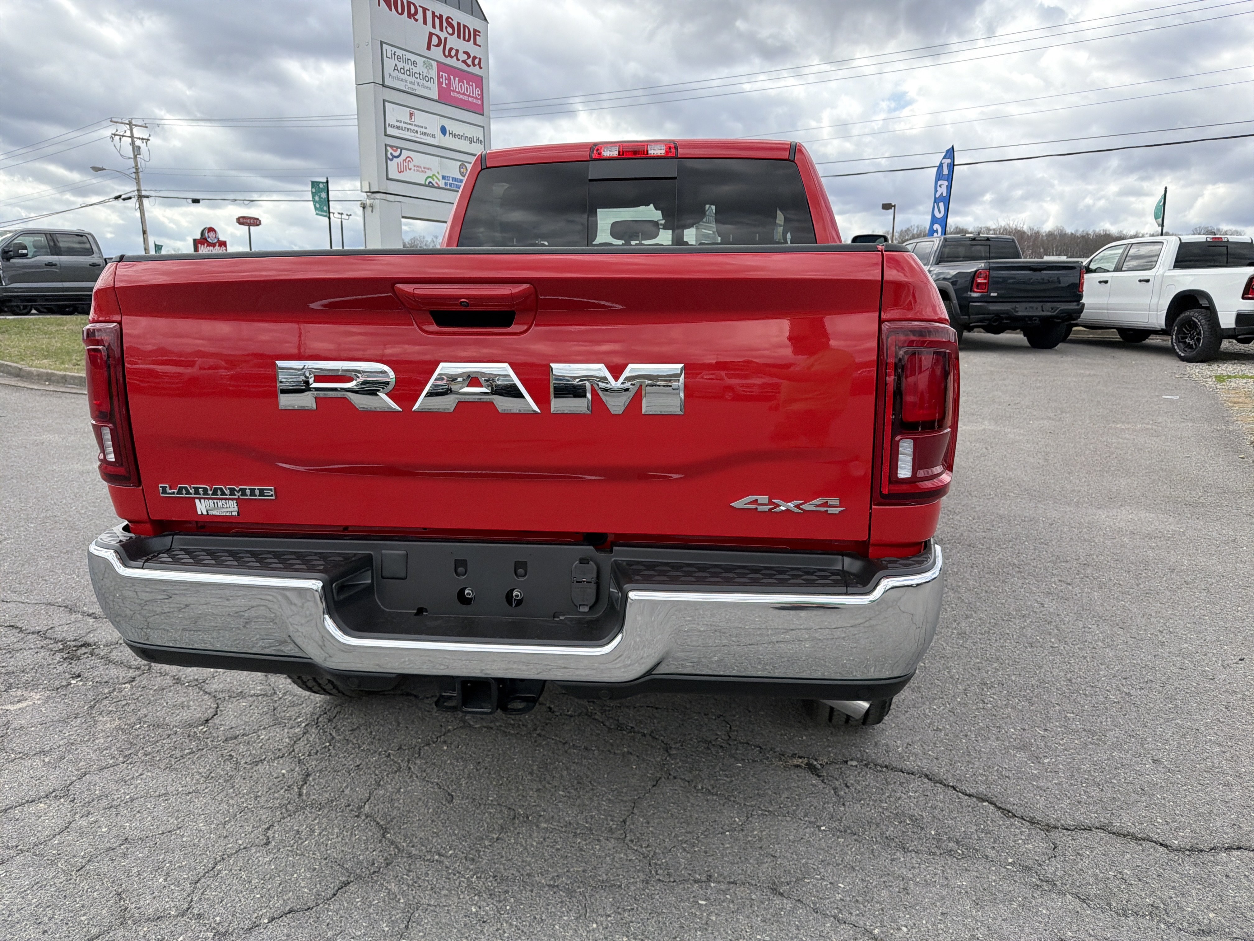 New 2026 RAM 2500 Laramie AWD/4WD image 7