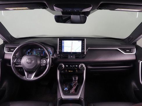 Used 2022 Toyota RAV4 Prime XSE image 3