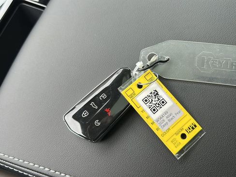 New 2026 Volkswagen Atlas SEL image 26