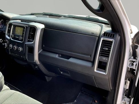 Used 2024 RAM 1500 Warlock RWD image 26