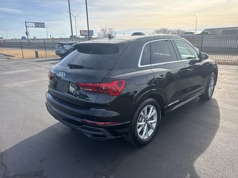 Used 2025 Audi Q3 2.0T Premium image 3