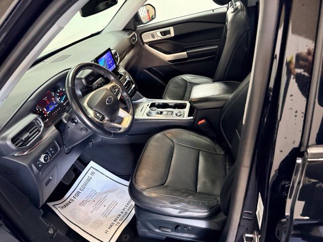 Used 2021 Ford Explorer Limited w/ Hybrid Equipment Group 310A AWD/4WD image 17