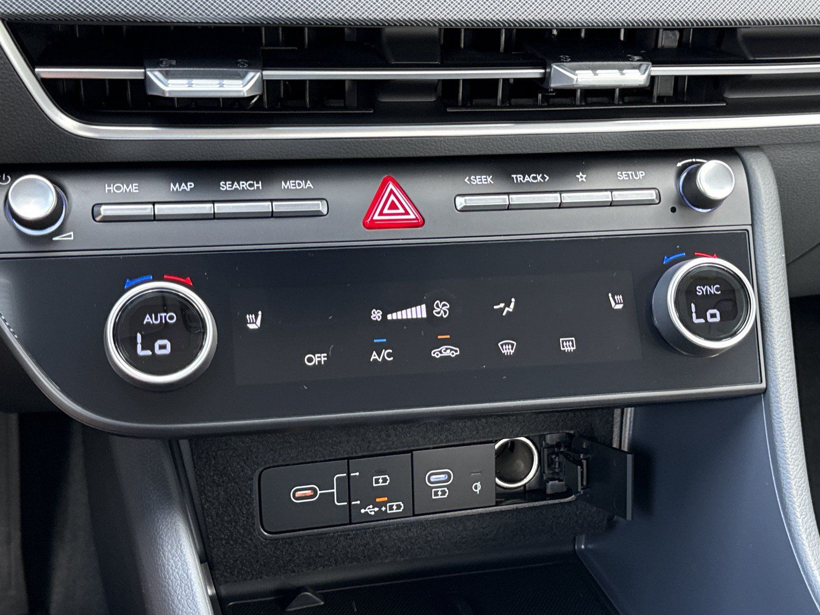 New 2026 Hyundai Sonata SEL FWD image 24