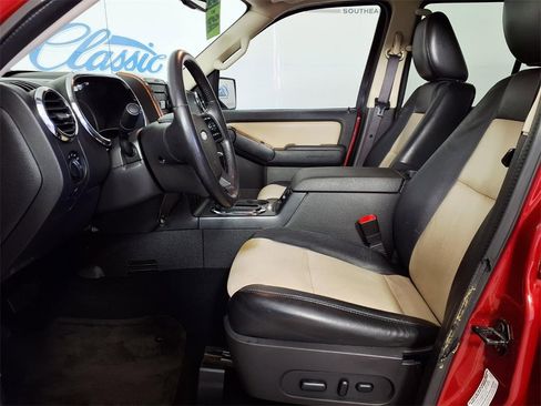 Used 2010 Ford Explorer Eddie Bauer image 7