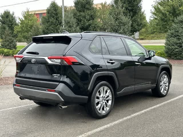 Used 2019 Toyota RAV4 Limited w/ Advanced Technology Package AWD/4WD image 24