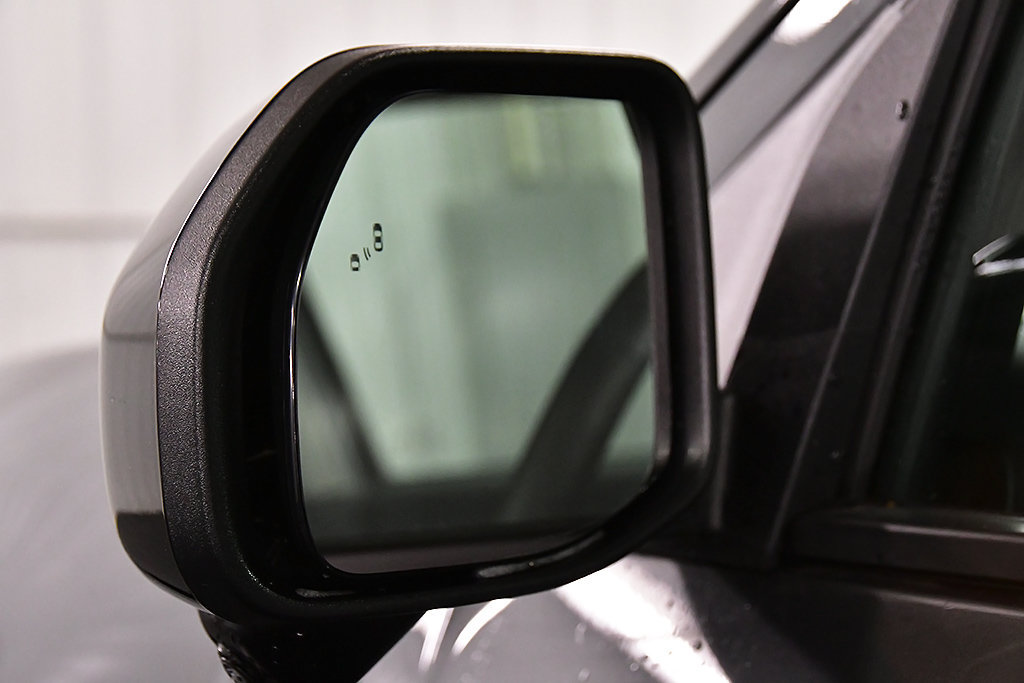 Used 2025 Ford Maverick Lariat w/ 4K Tow Package AWD/4WD image 13