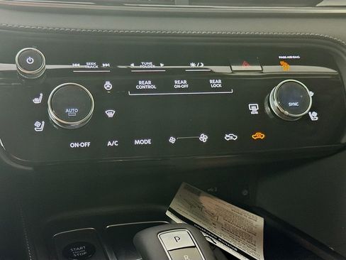 New 2026 INFINITI QX60 Luxe w/ Cargo Package image 18