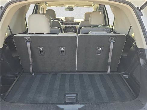 Used 2024 Honda Pilot EX-L image 6